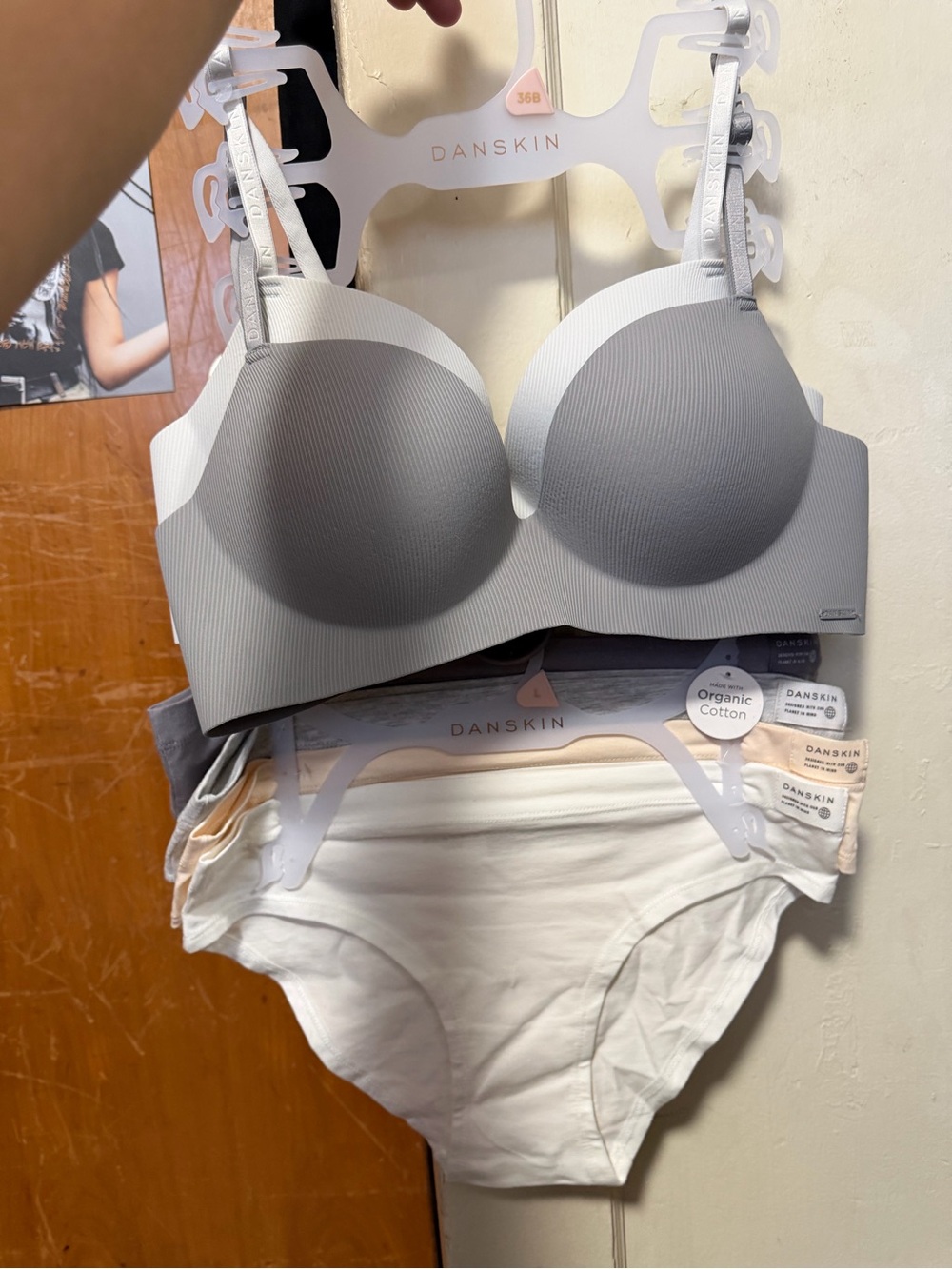 Danskin Seamless T-Shirt Bra & Brief Set